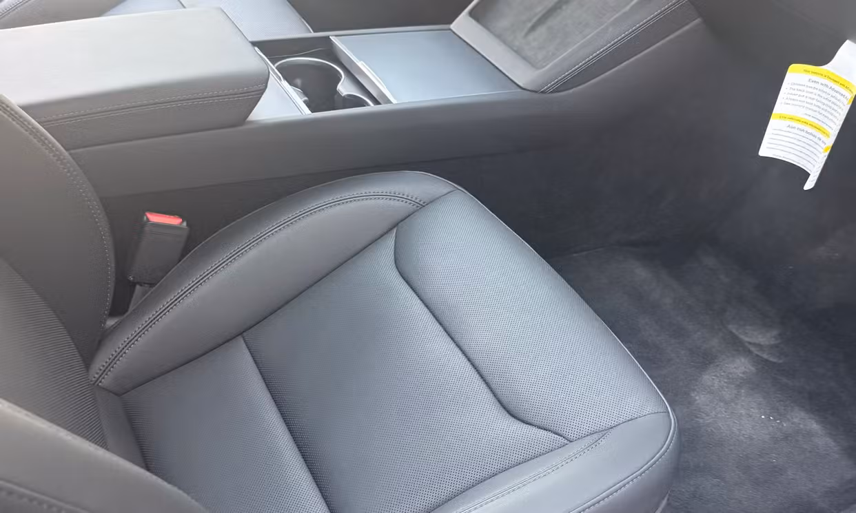 2026 Tesla Model 3 Premium (Black)
